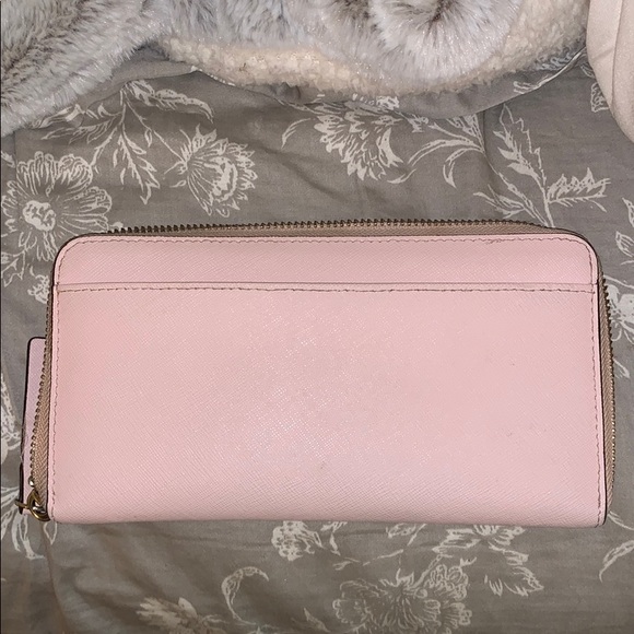 Kate Spade Wallet - Picture 8 of 8